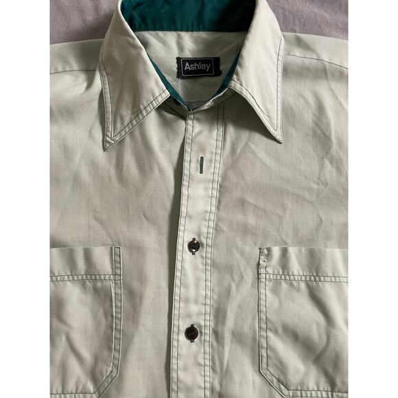 ASHLEY short sleeve button down light green - Picture 3 of 7